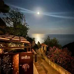 Casa Flora Frühstückspension 4*