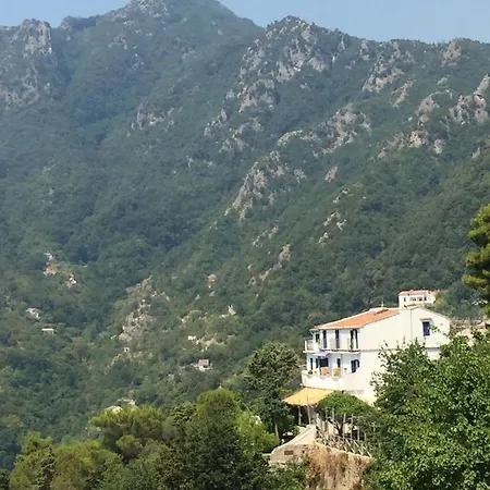 فندق مبيت وإفطار Casa Flora
