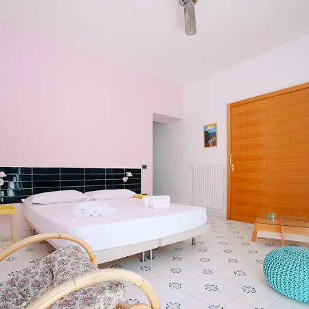 فندق مبيت وإفطار Casa Flora