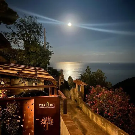 Casa Flora Nocleg ze śniadaniem 4*