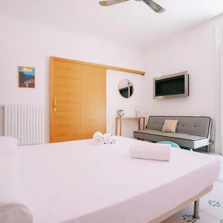 Casa Flora Bed & Breakfast