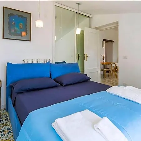 Bed & Breakfast Casa Flora 4*